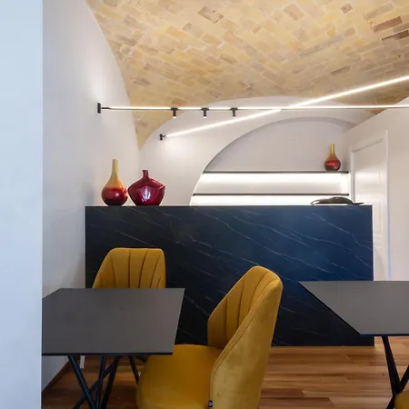 The Crispi House 3* Васто