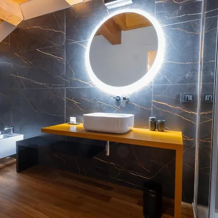 The Crispi House Отель типа 